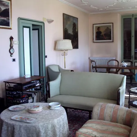 Casa Falcina بيت للعطل Cerro (Laveno-Mombello)